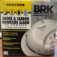BRK SC9120B Smoke & Carbon Monoxide Detector FIRST ALERT SMOKE DETECTOR Read