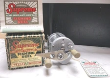 VTG PFLUEGER SUPREME No. 1573 Casting Reel w/ Box - Rubber Handles 