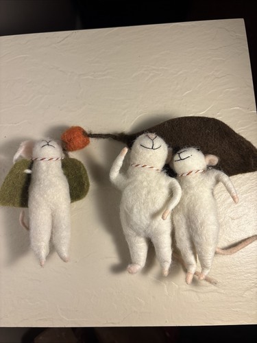 2+1 Wool Felt Mice Stuffed Figures Theo & Olive w Leaf/ Pumpkin PRIMATIVES 4.5"