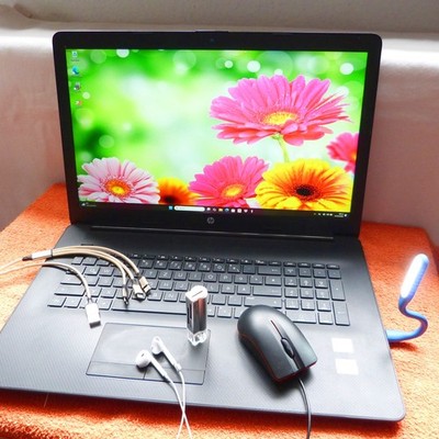 HP 17 CA BLACK 17'' l AMD RYZEN 5 POWER l SSD Windows 11 l 16GB RAM NEW DVDR