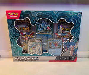 pokemon trading card game: gyarados ex premium collection Amazon.com: Pokmon Gyarados EX Premium Collection Box main image 0