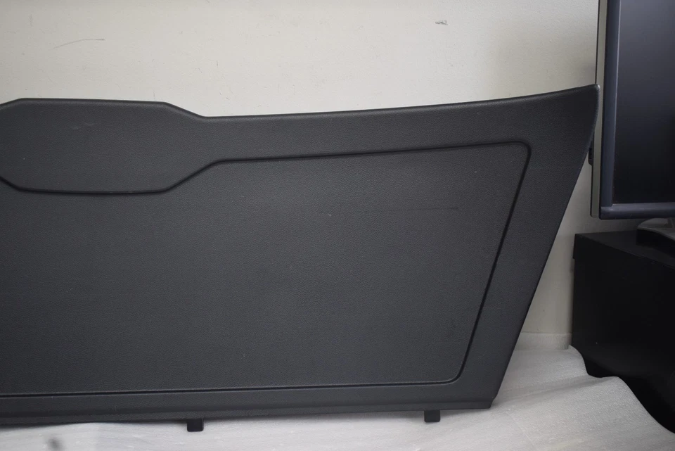 Mercedes Benz GLK350 2012 pieza de moldura puerta trasera OEM de fábrica Foto 3 de 4