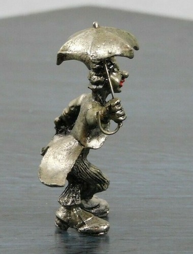 Vintage, miniature, pewter circus clown with umbrella - Picture 5 of 9