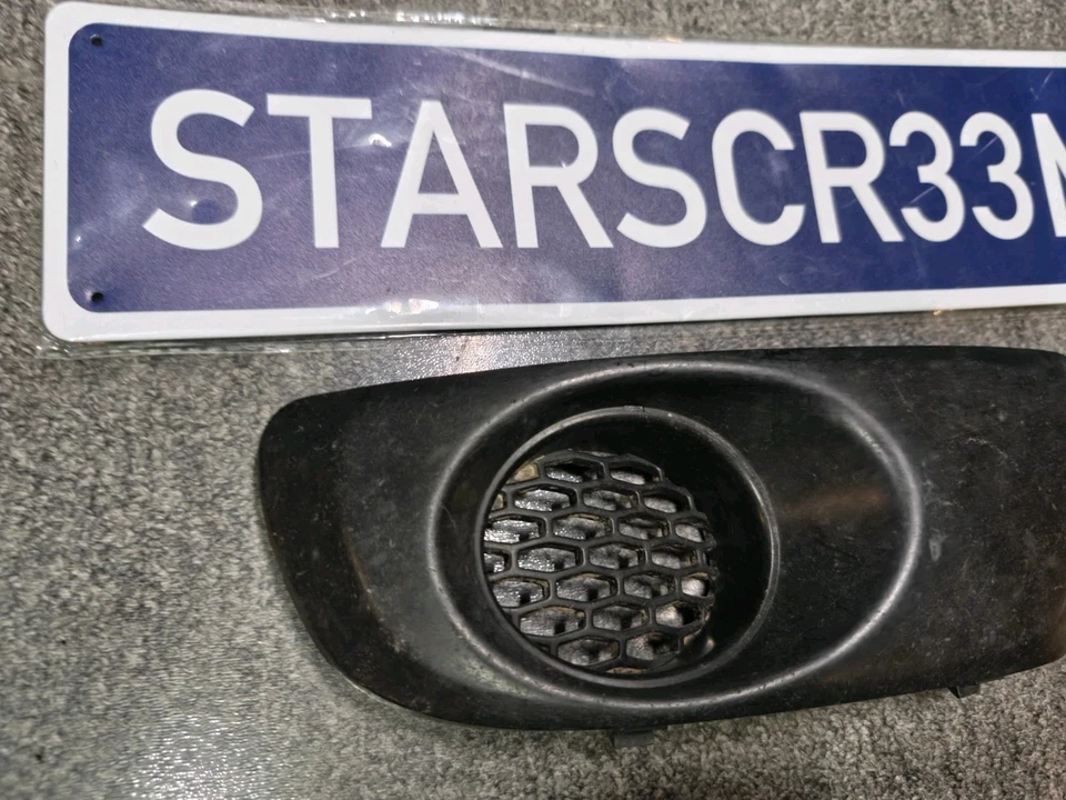 Cubierta de luz antiniebla para Subaru Impreza 1998-2001 moldura de parachoques lateral del pasajero derecha Foto 4 de 4