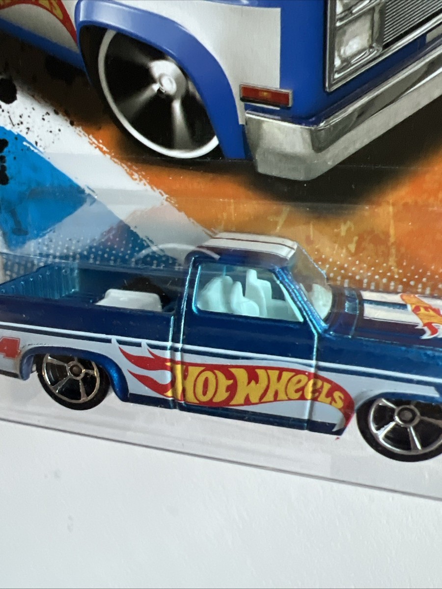 Hot Wheels 83 Chevy Silverado HW Racing 2011 Blue 156/244 2