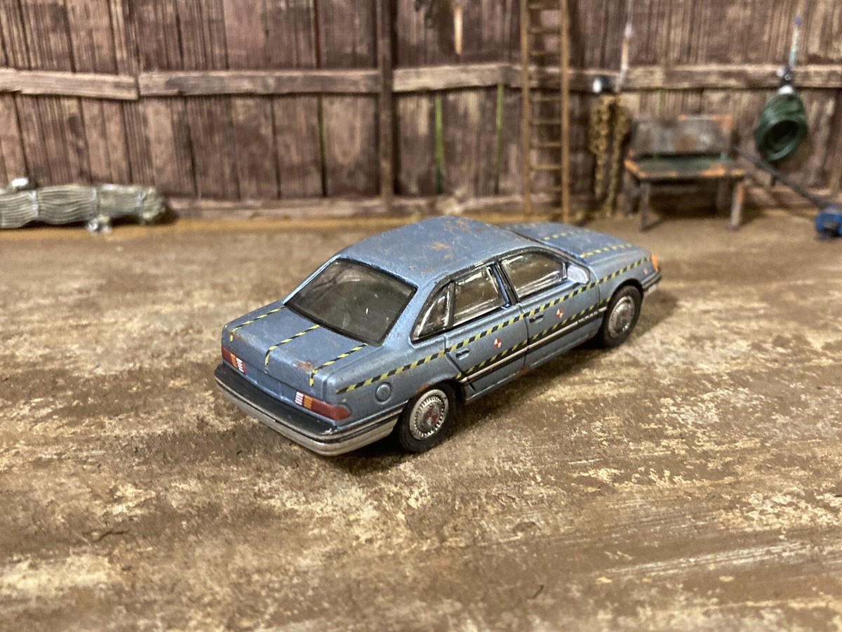 ミニカー Ford Taurus and Tool Box #99 ミニカー Ford Taurus and Tool Box #99 ミニカー Ford Taurus and