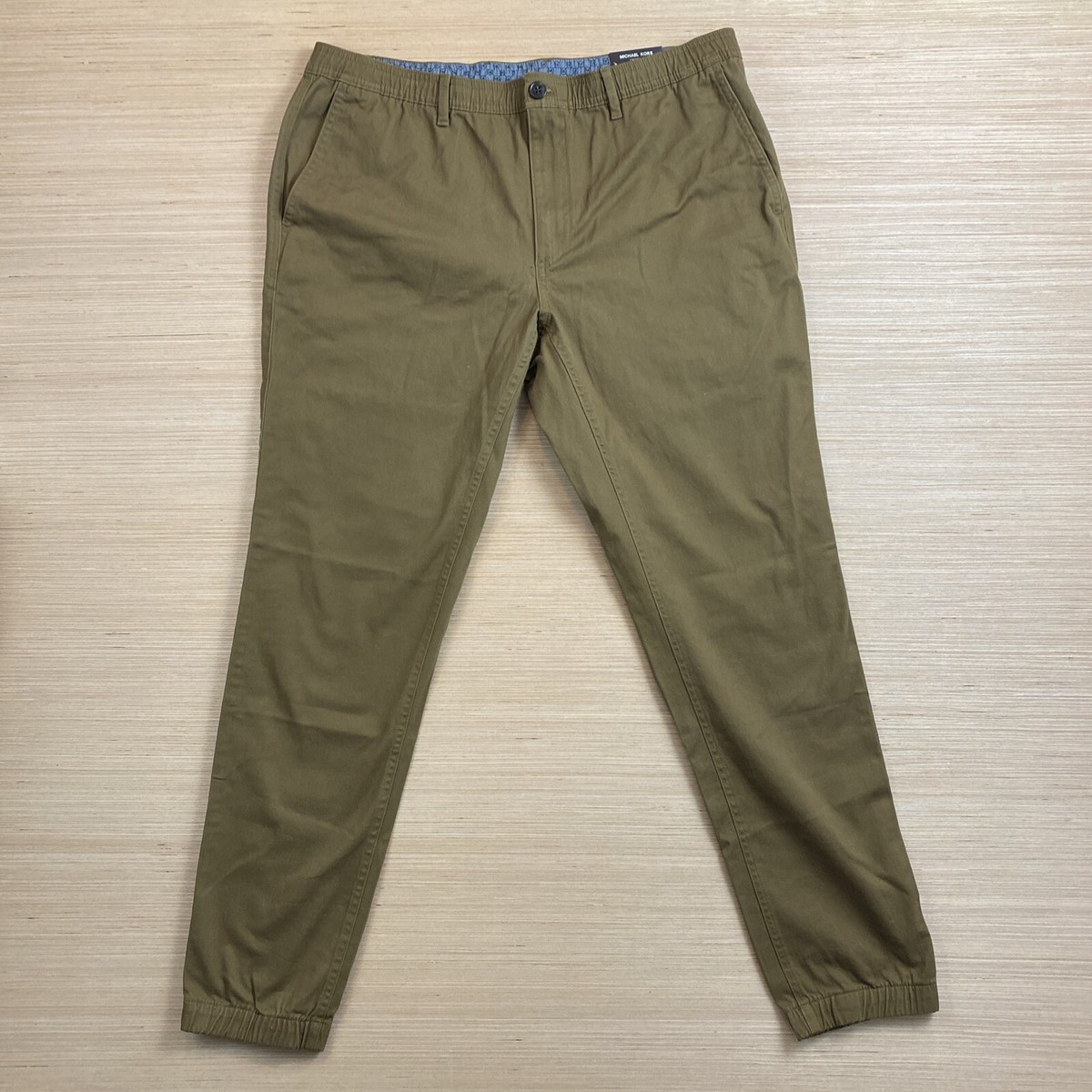 Michael Kors NWT Mens Green Classic Fit Pants 36x30 XL Vicuna RN#111818  CA#45885