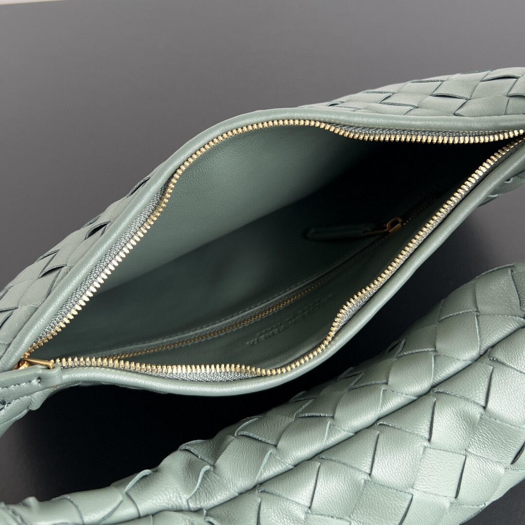 Bottega Veneta Gemelli Shoulder Bag Women's Aloe Leather
