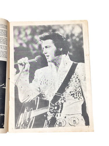 1980s WINTER SONG HITS MAGAZINE TRIBUTE TO ELVIS- ELVIS PRESLEY - VGC 1982 - Picture 3 of 15