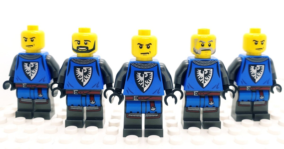 ハーレイ様　　カートン　フォームガン　セット　ブラック Lego Castle New Black Falcon Knights Battle Pack Fully Equipped (5