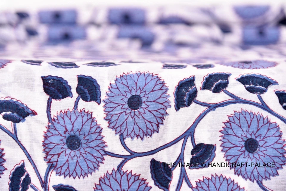 Tela de algodón hecha a mano india estampada en bloque Sanganeri 3 yardas gasa correr Foto 3 de 3