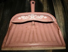 Vintage JV REED Metal Dustpan  Mauve Floral Louisville USA Rubber Edge