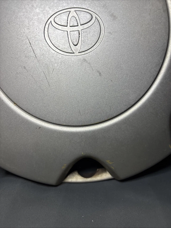 Tapacubos Toyota Tercel 13" 1991-1992-1993-1994 61059 4260216010 tapa original Foto 3 de 4