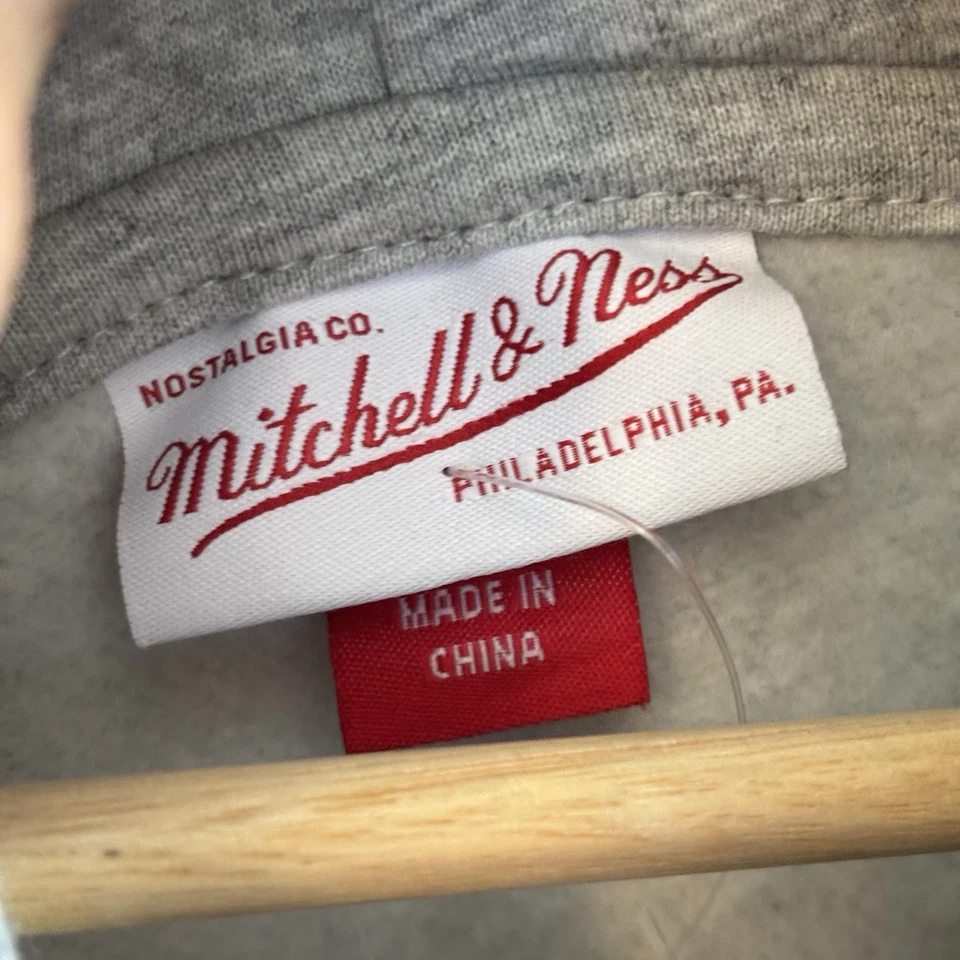 Mitchell & Ness Steve Nash Phoenix Suns Hoodie 4XLT Big & Tall Gray NWT Pullover - Image 4 of 4