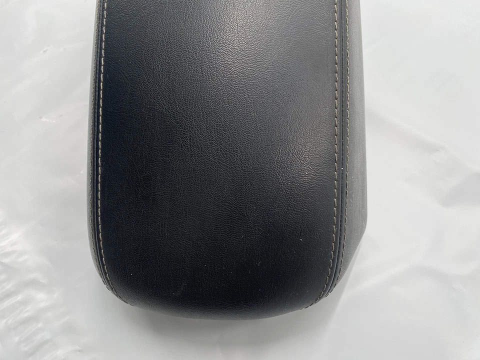 Console central Jeep Grand Cherokee 2011-2021 tampa couro descanso de braço fabricante de equipamento original - Imagem 2 de 4