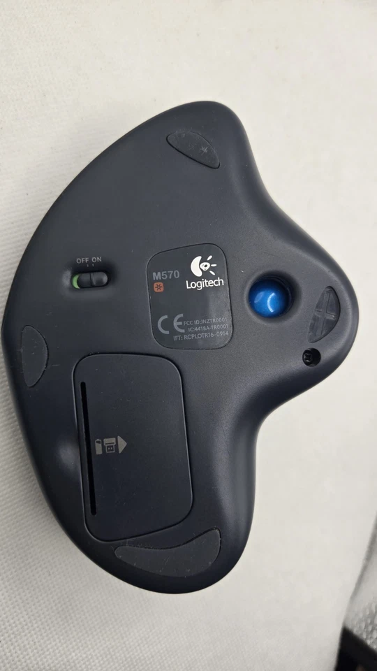 Logitech M570 Wireless Trackball Mouse - NOT TESTED - PARTS ONLY - Image 4 of 4