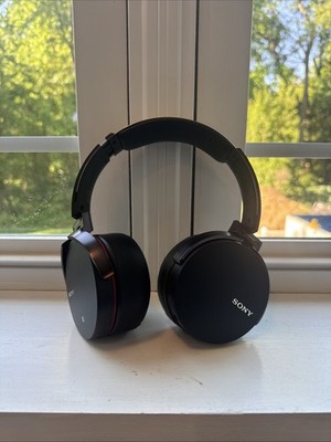 Sony MDR-XB950BT Extra Bass Wireless Bluetooth Stereo Headphones Red And Black