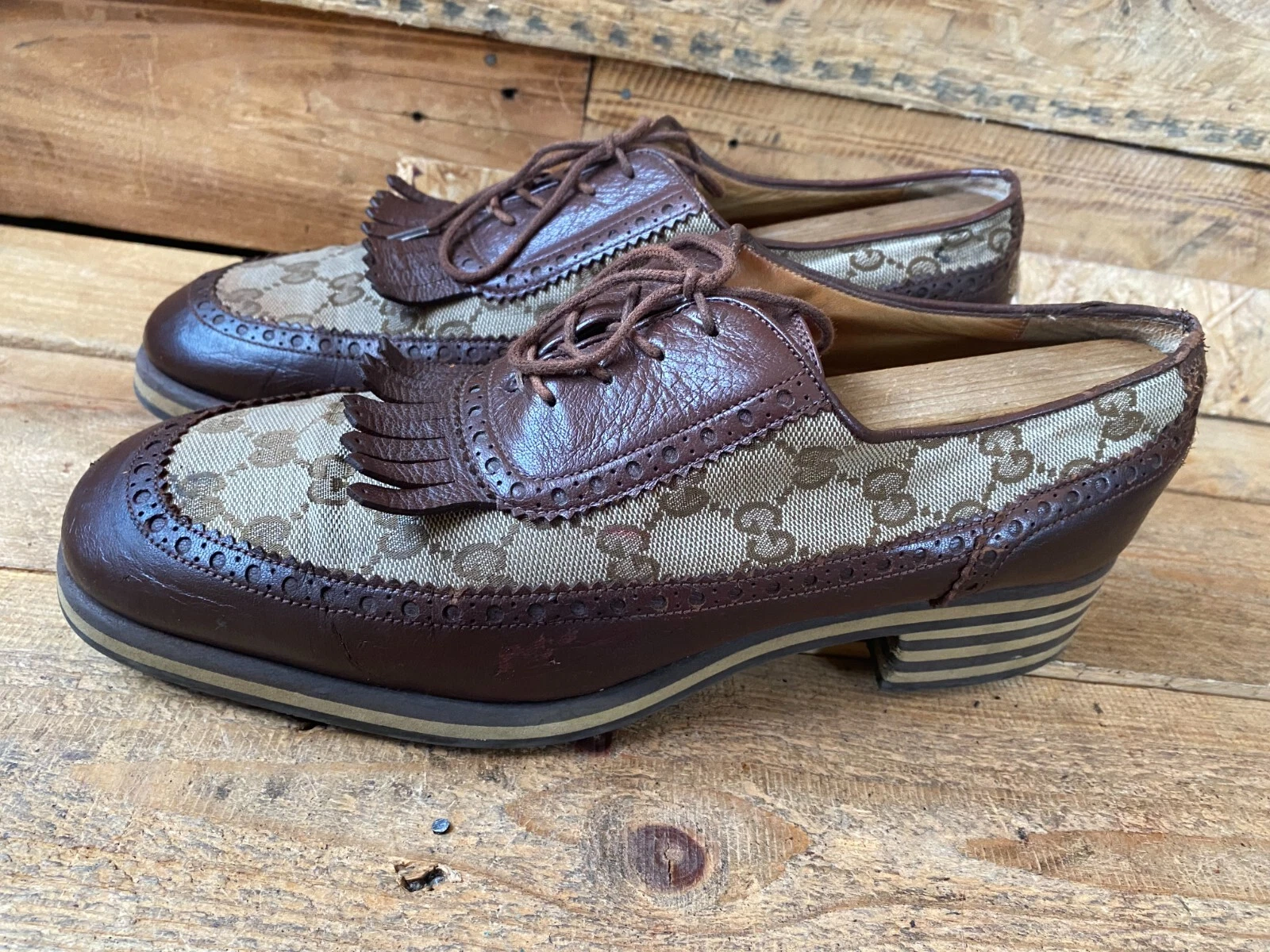 Gucci GG monogramme logo imprimé brouges chaussures habillées UK8 US 9