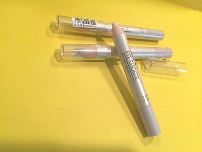 L'OREAL  EYE SMOKER  Line and Shadow Crayon  CLOUDY  (Set of 3 pencils)   