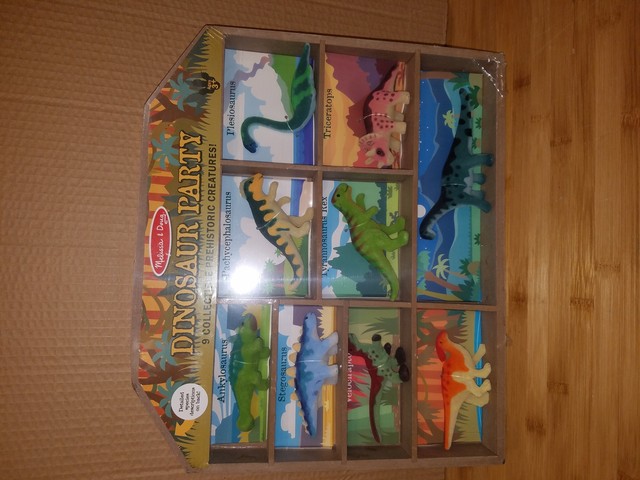 melissa & doug dinosaur party playset