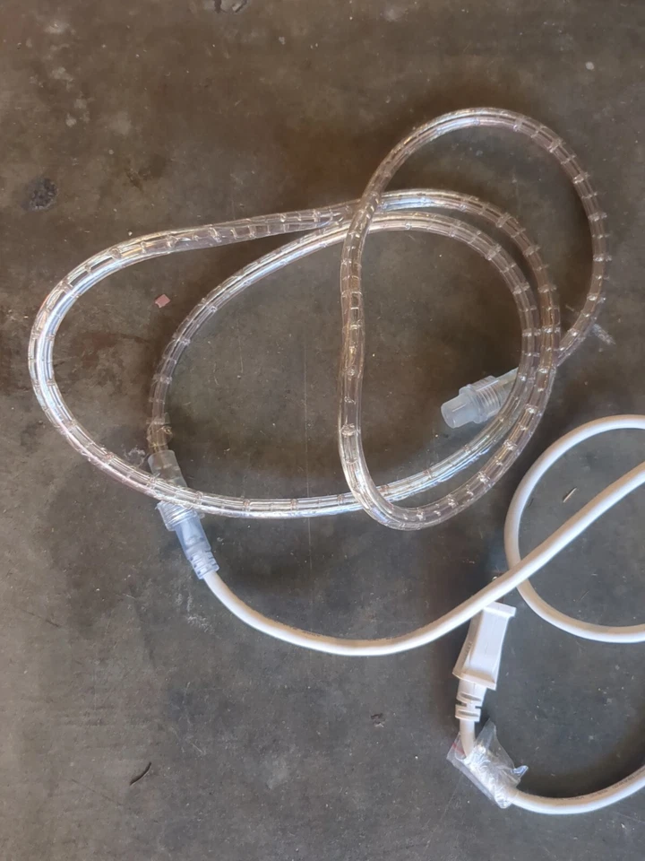 Amertac LROPE6W Cool White Heavy-Duty Flexible LED Rope Light 6 L ft. - Image 3 of 4