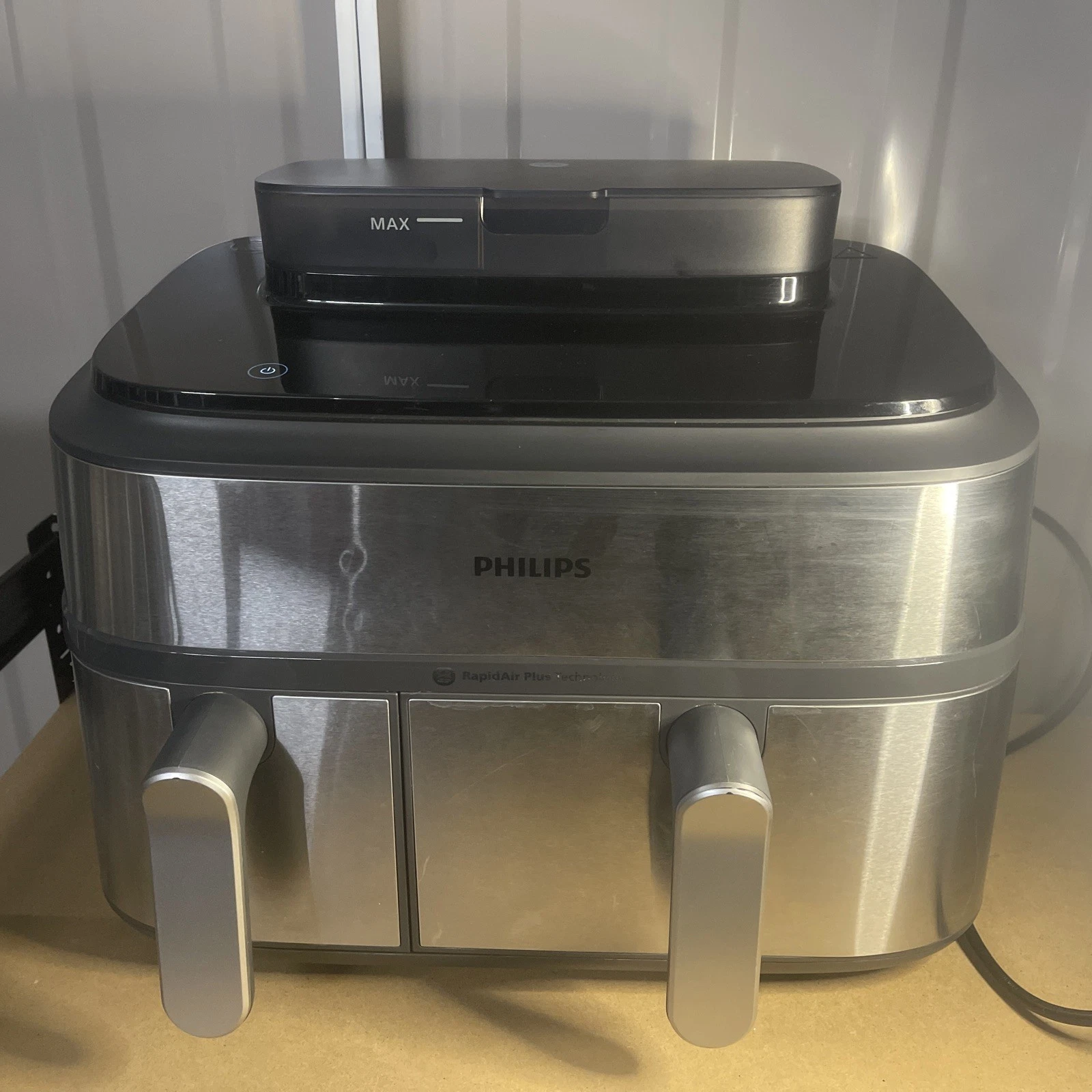 Philips Steam Airfryer 5000 Series Dual Basket, black (NA550/09), Excellent 👌
Opens in a new window
