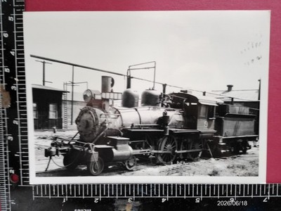 UNIDENTIFIED RAILROAD 4-4-0 CLASS E-56 NARROW GUAGE LOCOMOTIVE #9 PHOTO 1940's