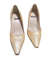 Stuart Weitzman Vintage Champagne Leather Pointed Toe Stiletto Pumps Size 4.5B