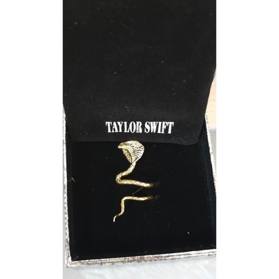 Taylor Swift Reputation Snake Ear Cuff   Gold Statement Jewelry Rare Collectible