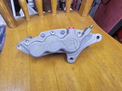 Buell S1 Lightning Performance Machine PM Bremssattel vorne 44088-96Y NEU