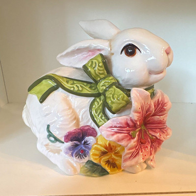 Corner Ruby SP Collection Ceramic Rabbit Figurine with Flowers Decorative Bunny