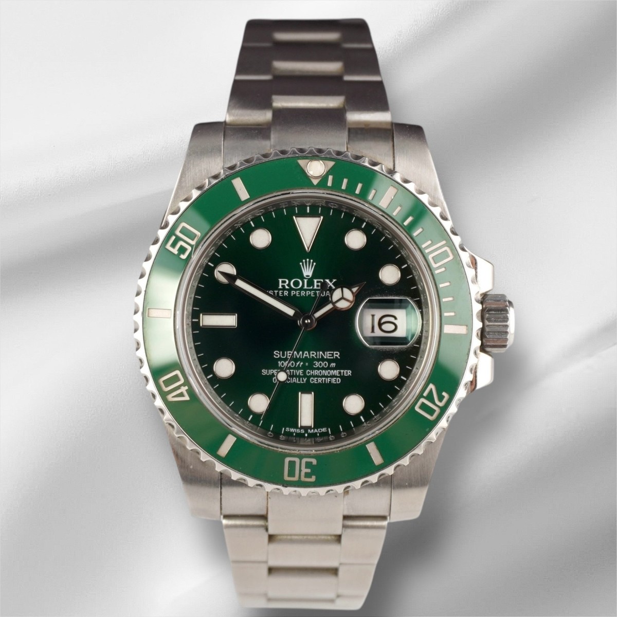 Rolex Submariner Date Hulk 40mm Ceramic Steel Green Dial Men Watch