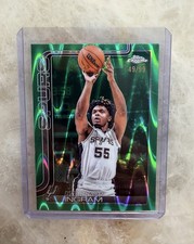2025-26 TOPPS CHROME HARRISON INGRAM GREEN RAYWAVE REFRACTOR #49/99 SPURS