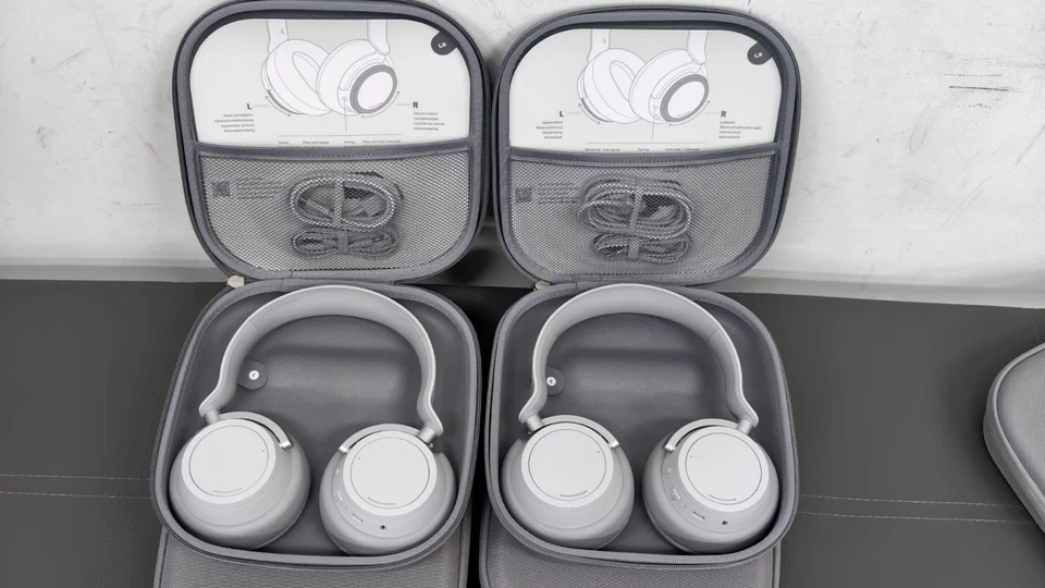 Microsoft Surface Headphones 2 Wireless  Noise Cancelling Headphones OPENED BOX - Image 2 of 3