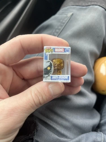 Funko Bitty Pop | Spider-man | Anti-Venom (Dorado) 1/24 Chase