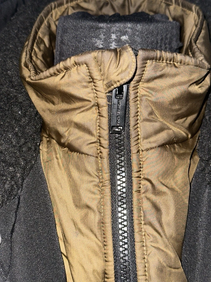 Casaco de inverno Michael Kors infantil tamanho 14/16 pesado cor preto com capuz de lã - Imagem 2 de 4