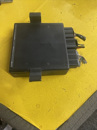 2015 SUBARU OUTBACK Rear Left Power Liftgate Control Module 63350AL00C OEM - Picture 7 of 9
