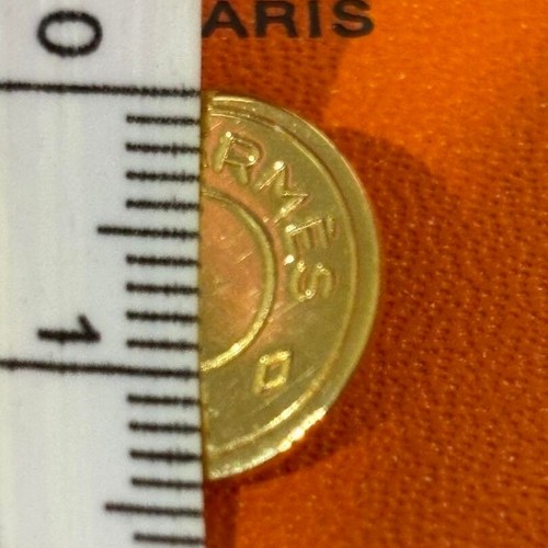 Hermes Genuine Sellier Button set of 2 Round Gold 14mm - Picture 3 of 5