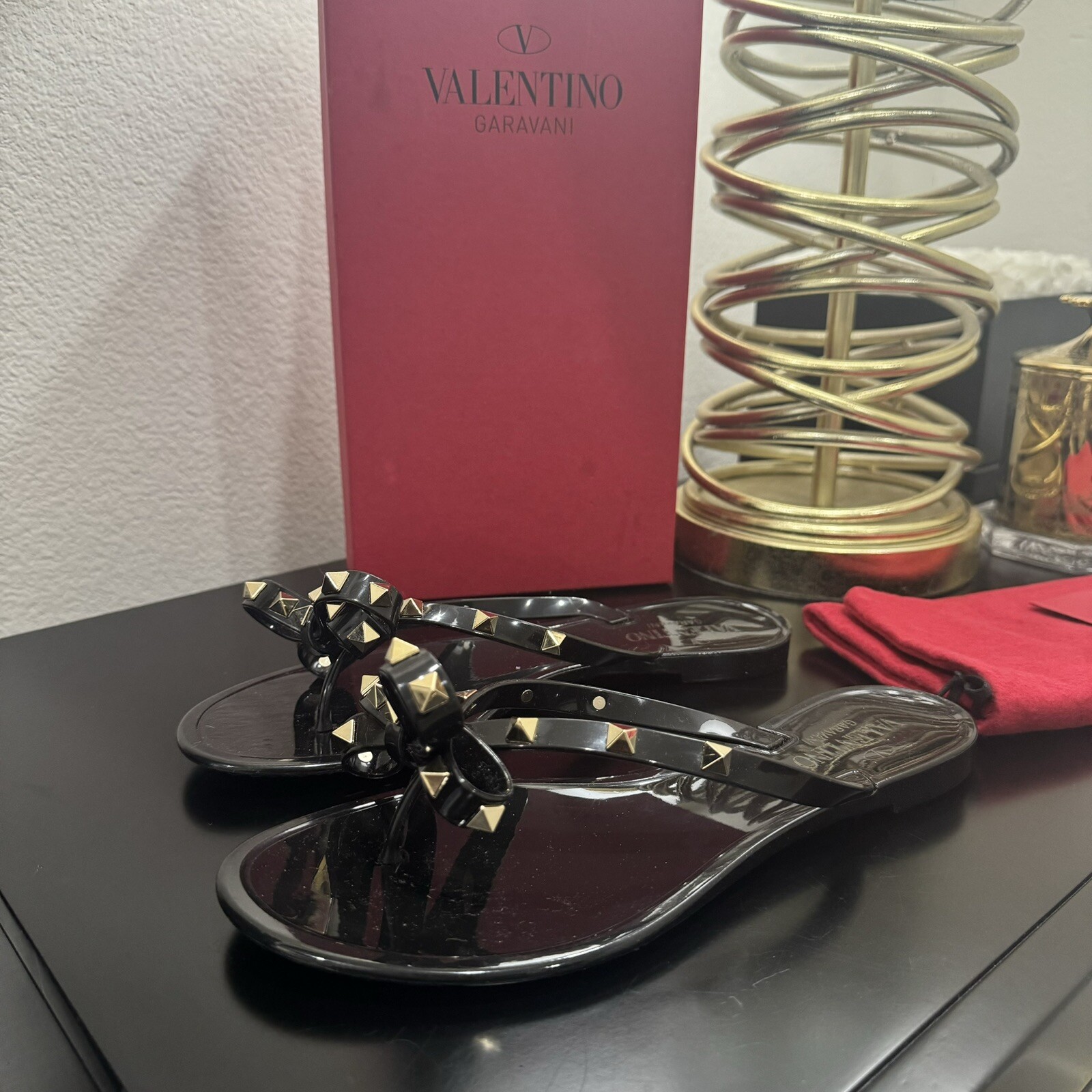 Valentino Garavani Rockstud Bow Jelly Thong Sandal Black 38