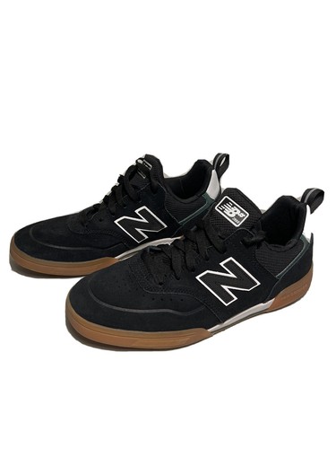 USED-NEW BALANCE NUMERIC SPORT 