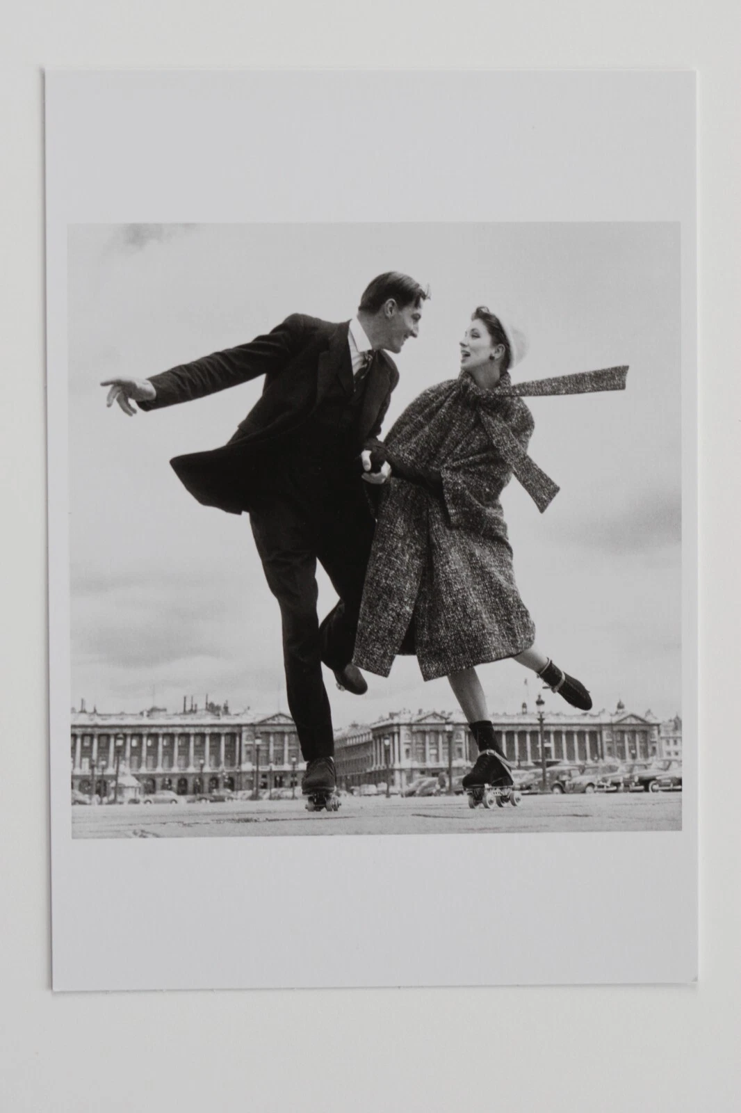 RICHARD AVEDON: Dress by DIOR Parigi 1956 rara cartolina artistica