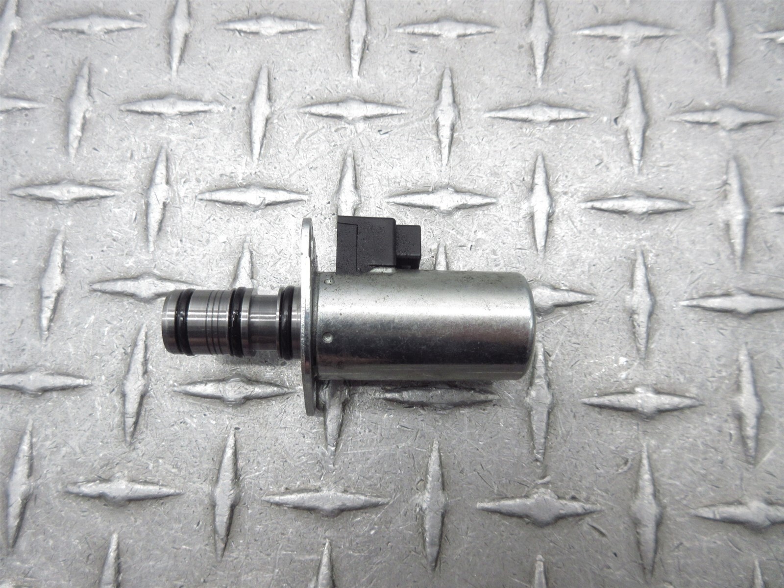 2008 Ferrari F430 Spider Roof Top Solenoid Control Regulator Valve Assembly
