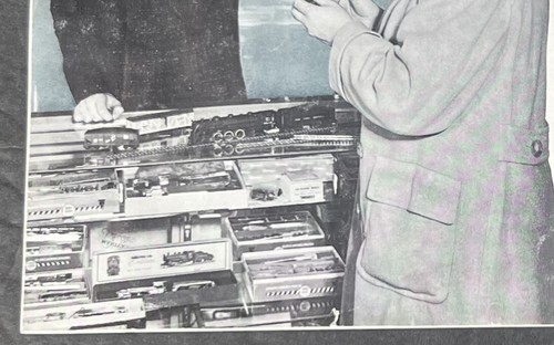 Gilbert "Ho" Trains 1955 Catalogue (The A.C. Gilbert Company) - Picture 15 of 17