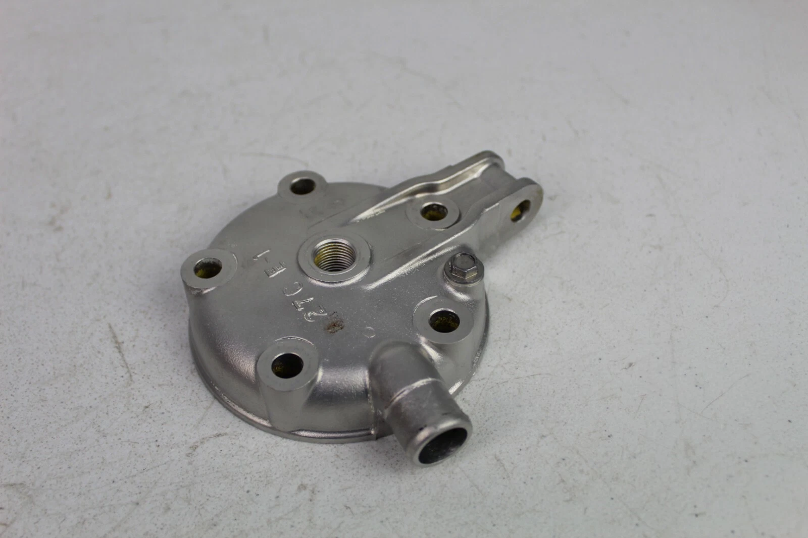 たけし 1989 Suzuki RM125 OEM Cylinder Head P/N 11111-27C03 RM 125 89/2