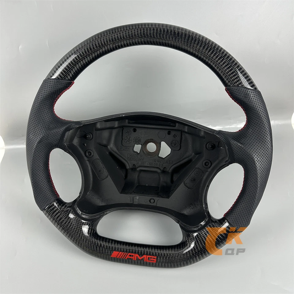 Volante de fibra de carbono de cuero negro para Mercedes-Benz C32 AMG 2002-2004 Foto 2 de 4