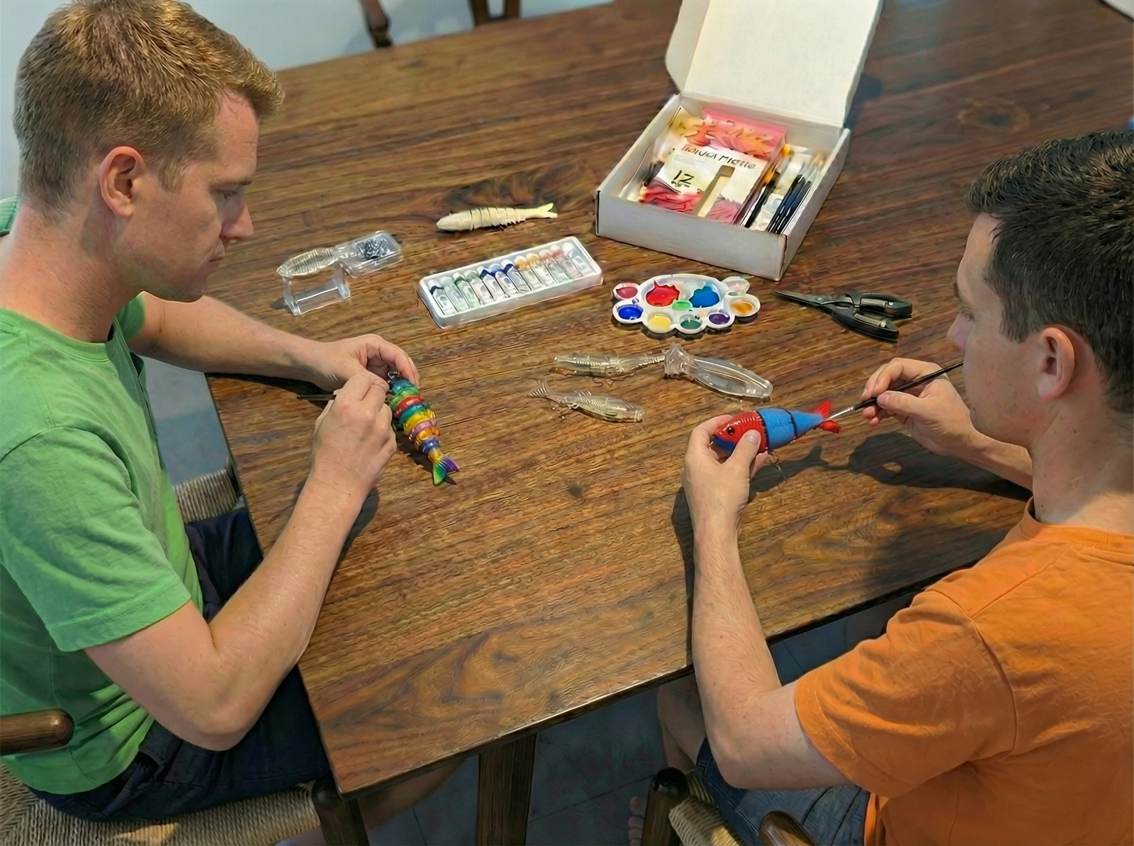 LoDinpo Lure Craft Kit - Full Set of Paint, Brushes, Color Palettes, Lure Pliers - Image 5