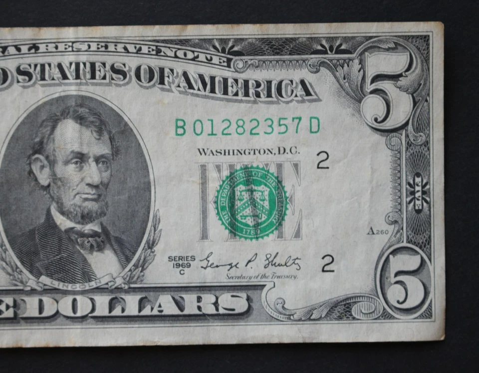 1969 C $5/New York/Federal Reserve Note/average circulation/F-1972B - Image 4 of 4