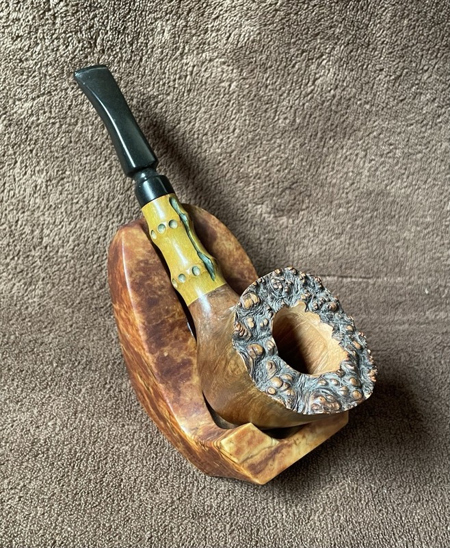 Freehand Unsmoked Smoking Pipe - "Hignutt"
