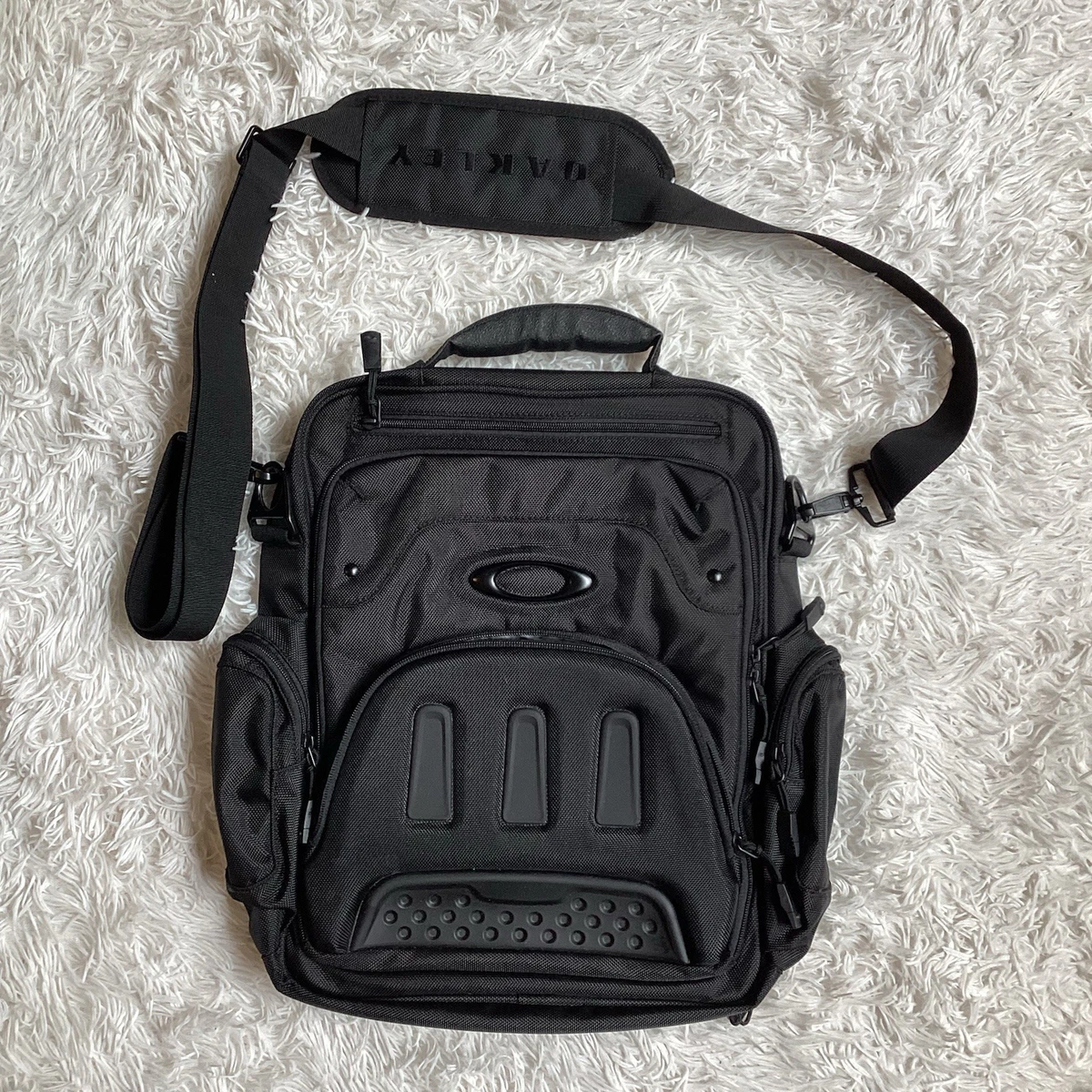 Oakley Messenger Bag for sale | eBay