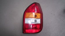 Heckleuchte Rückleuchte Rechts Opel Zafira 1.6 Bj 2000 A 2553698